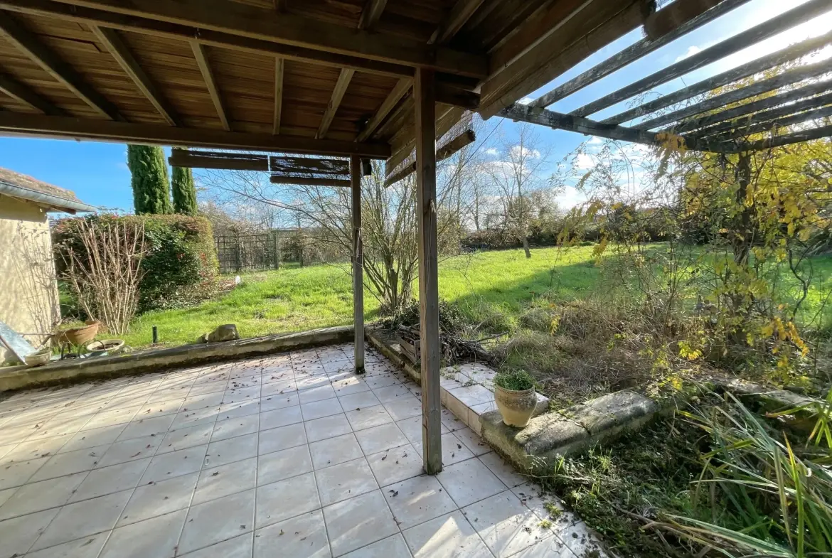 À vendre maison de 166 m² à Marciac avec terrain de 2350 m² 