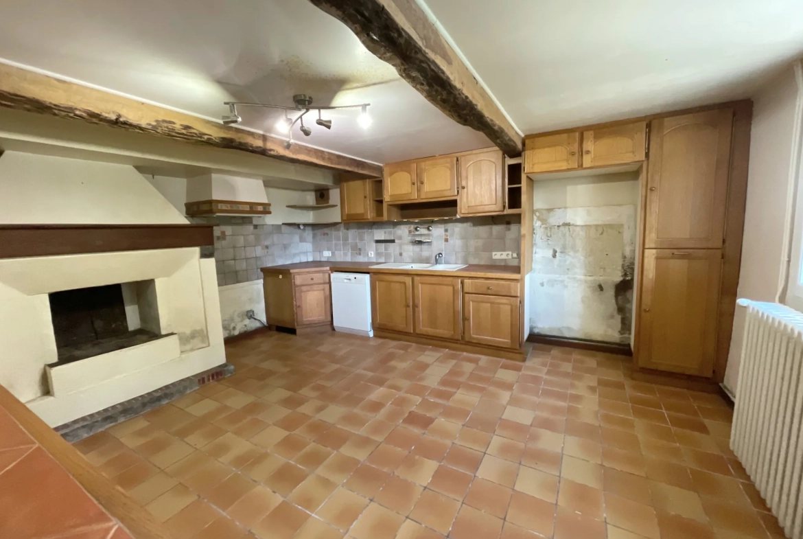 À vendre maison de 166 m² à Marciac avec terrain de 2350 m² 