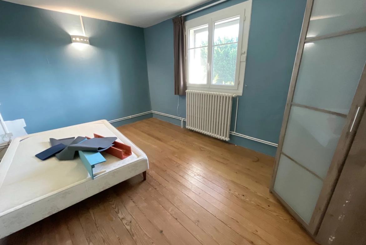 À vendre maison de 166 m² à Marciac avec terrain de 2350 m² 