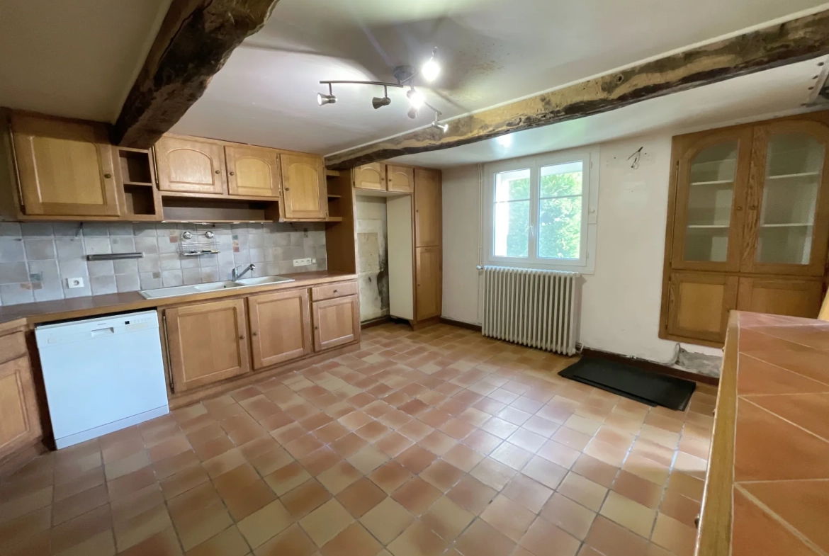 À vendre maison de 166 m² à Marciac avec terrain de 2350 m² 