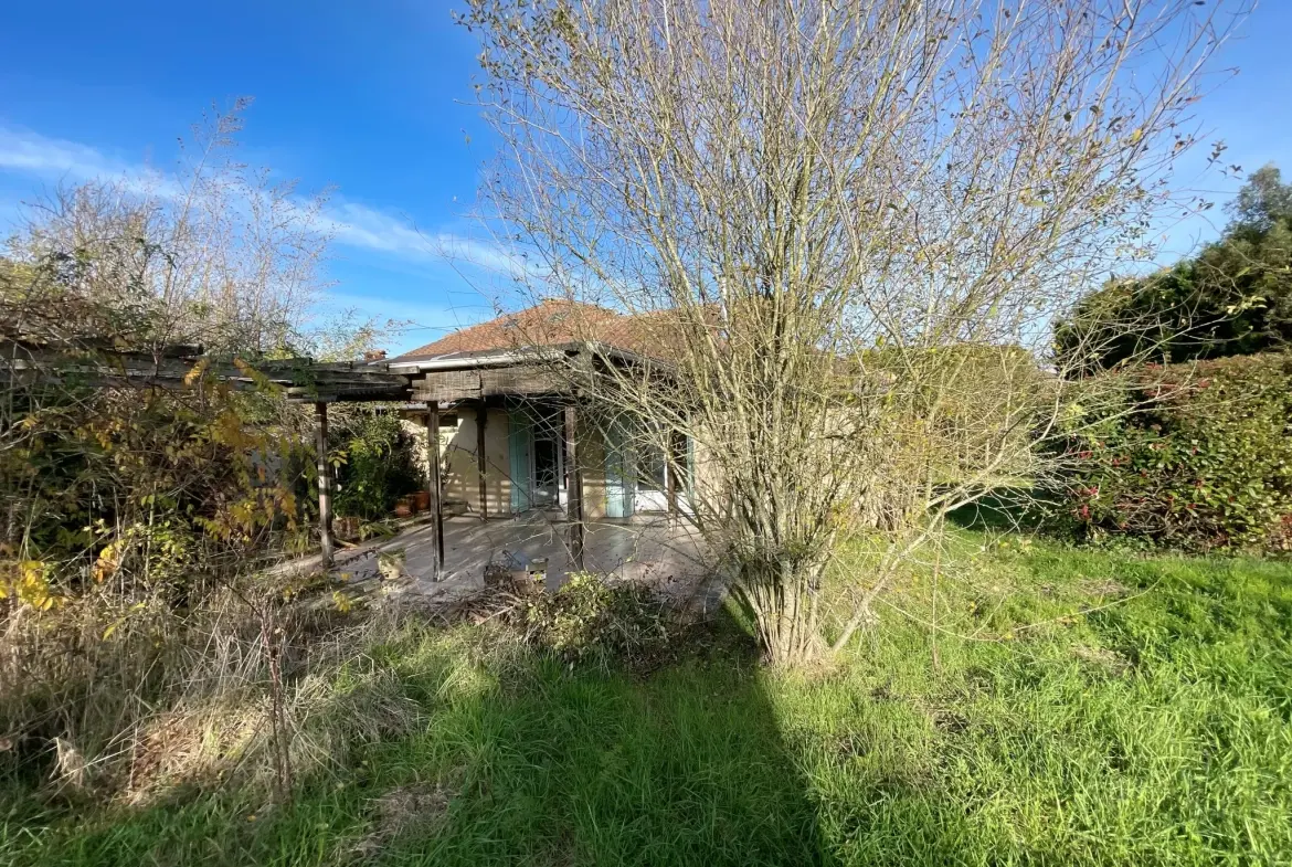 À vendre maison de 166 m² à Marciac avec terrain de 2350 m² 