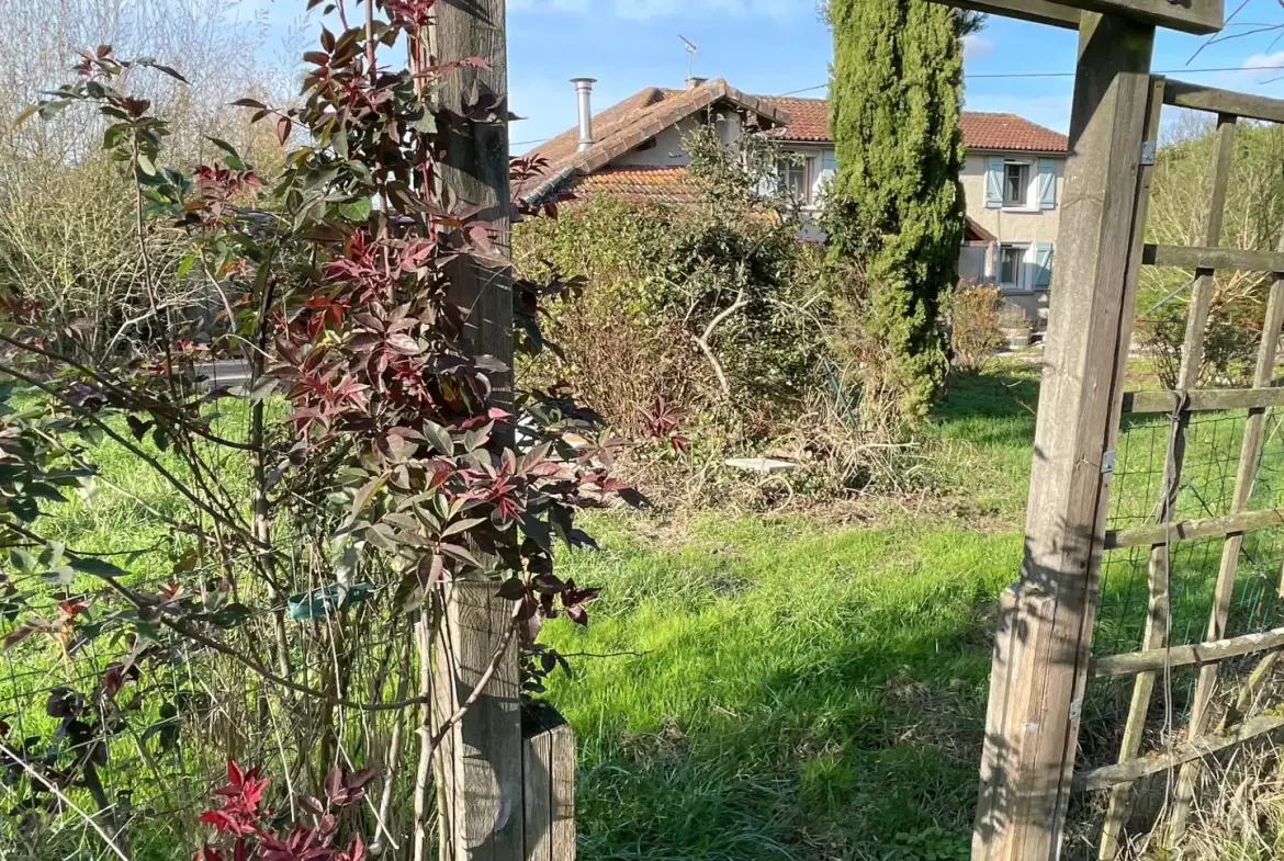 À vendre maison de 166 m² à Marciac avec terrain de 2350 m² 
