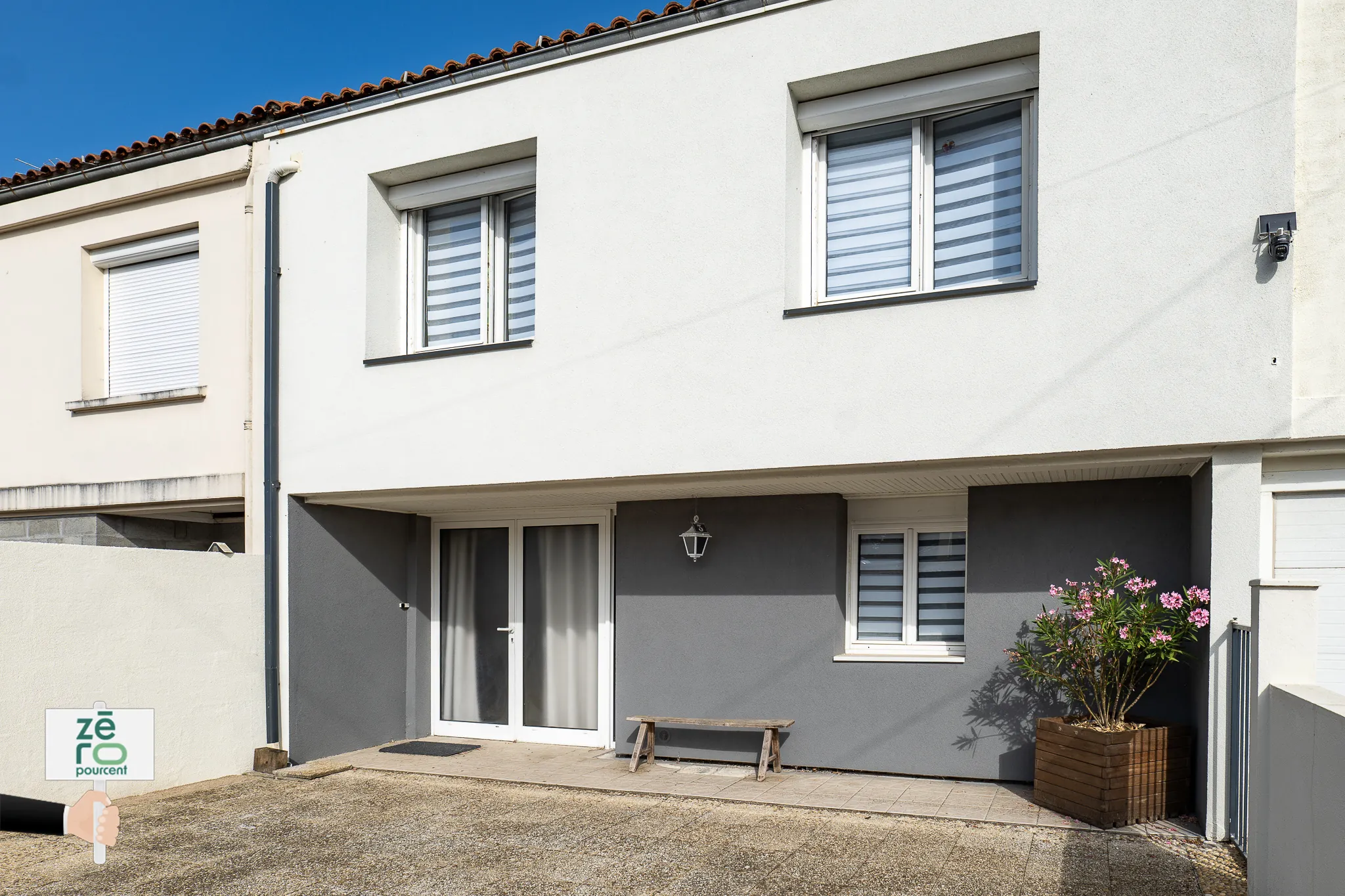 Maison familiale avec sous-sol, jardin clos et garage à Fontenay-le-Comte 