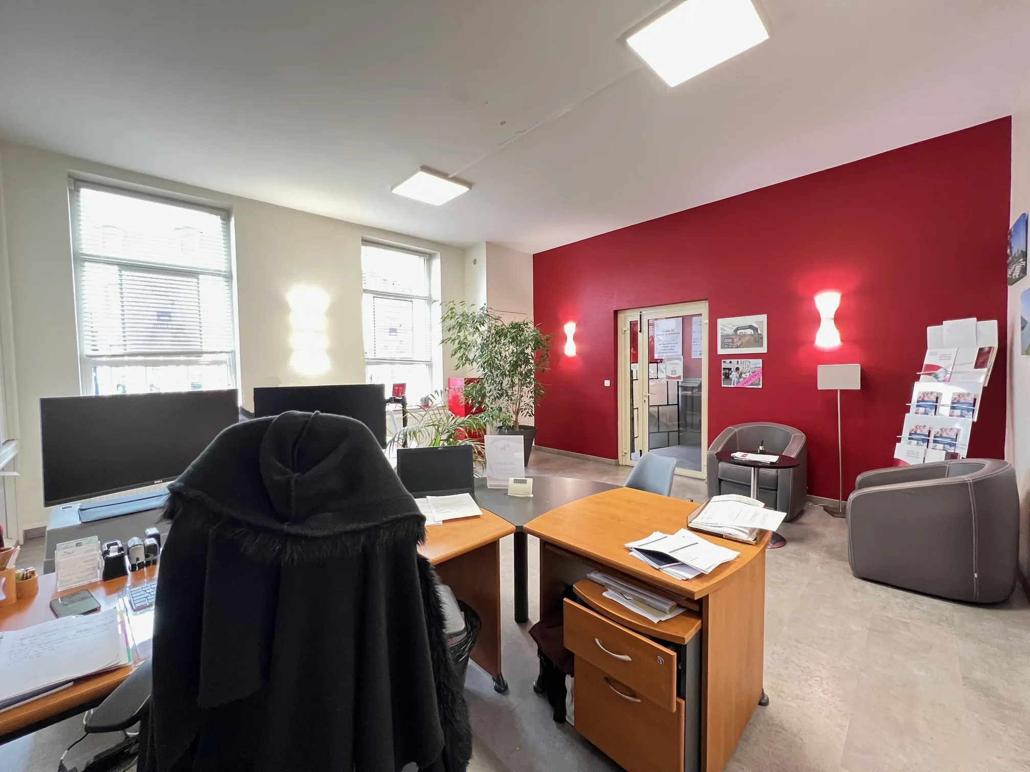 Immeuble de bureaux à vendre en hyper-centre d'Abbeville - 145 m² 