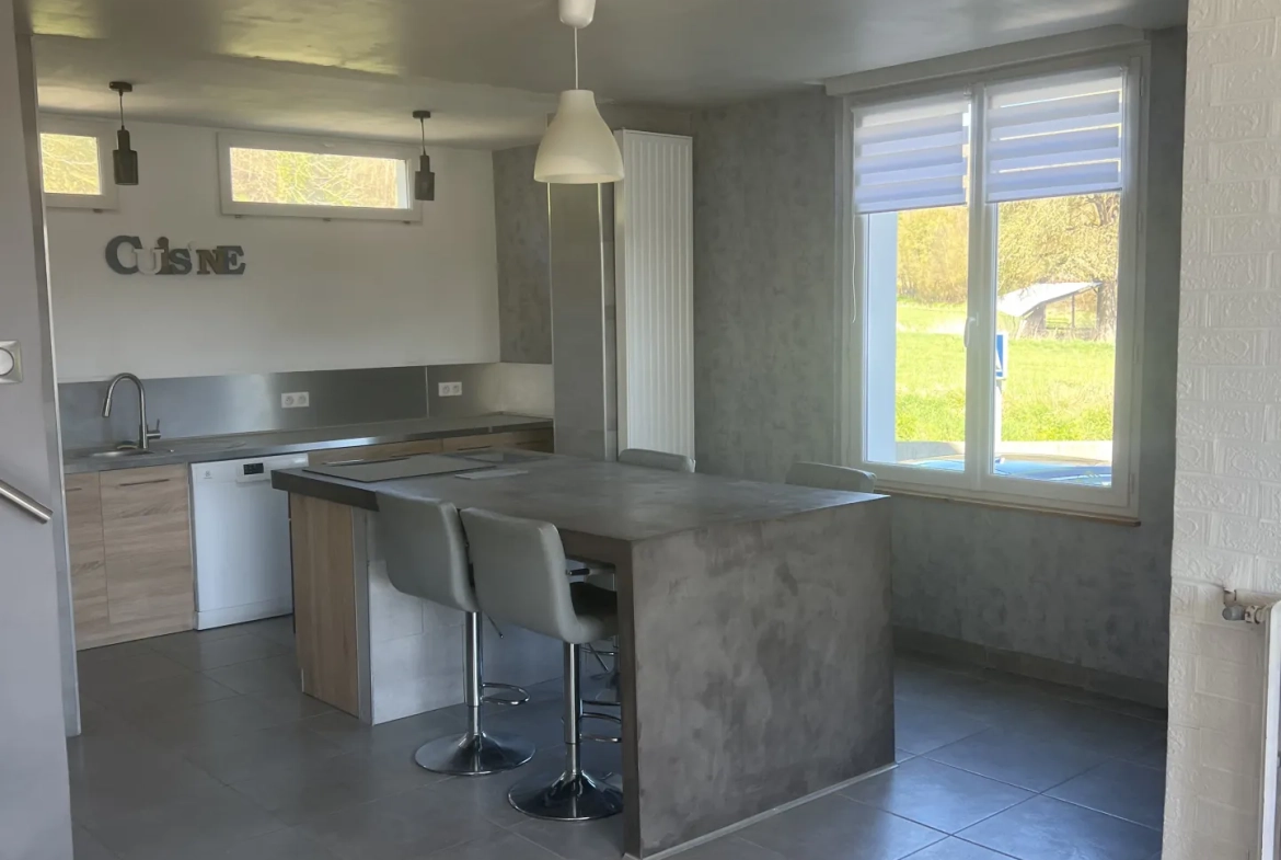 Maison à vendre à Colleville de 182 m² avec piscine et garage, proximité Fécamp 