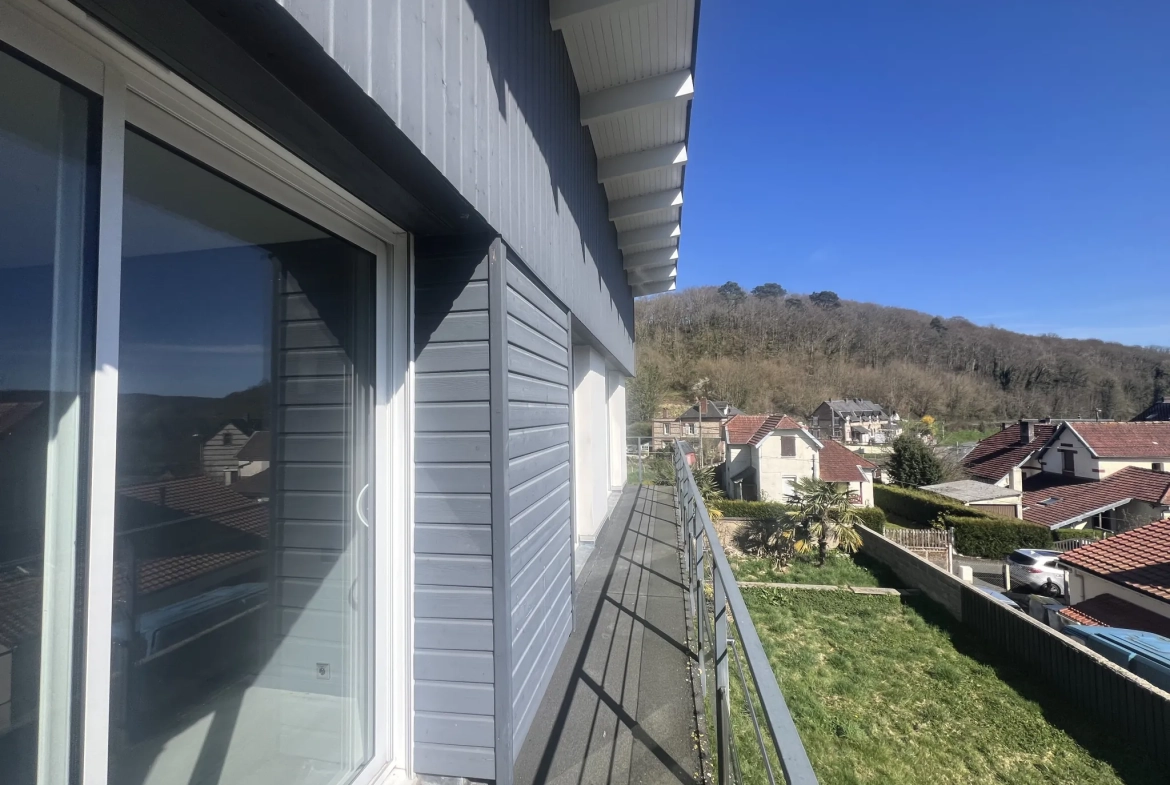 Maison à vendre à Colleville de 182 m² avec piscine et garage, proximité Fécamp 