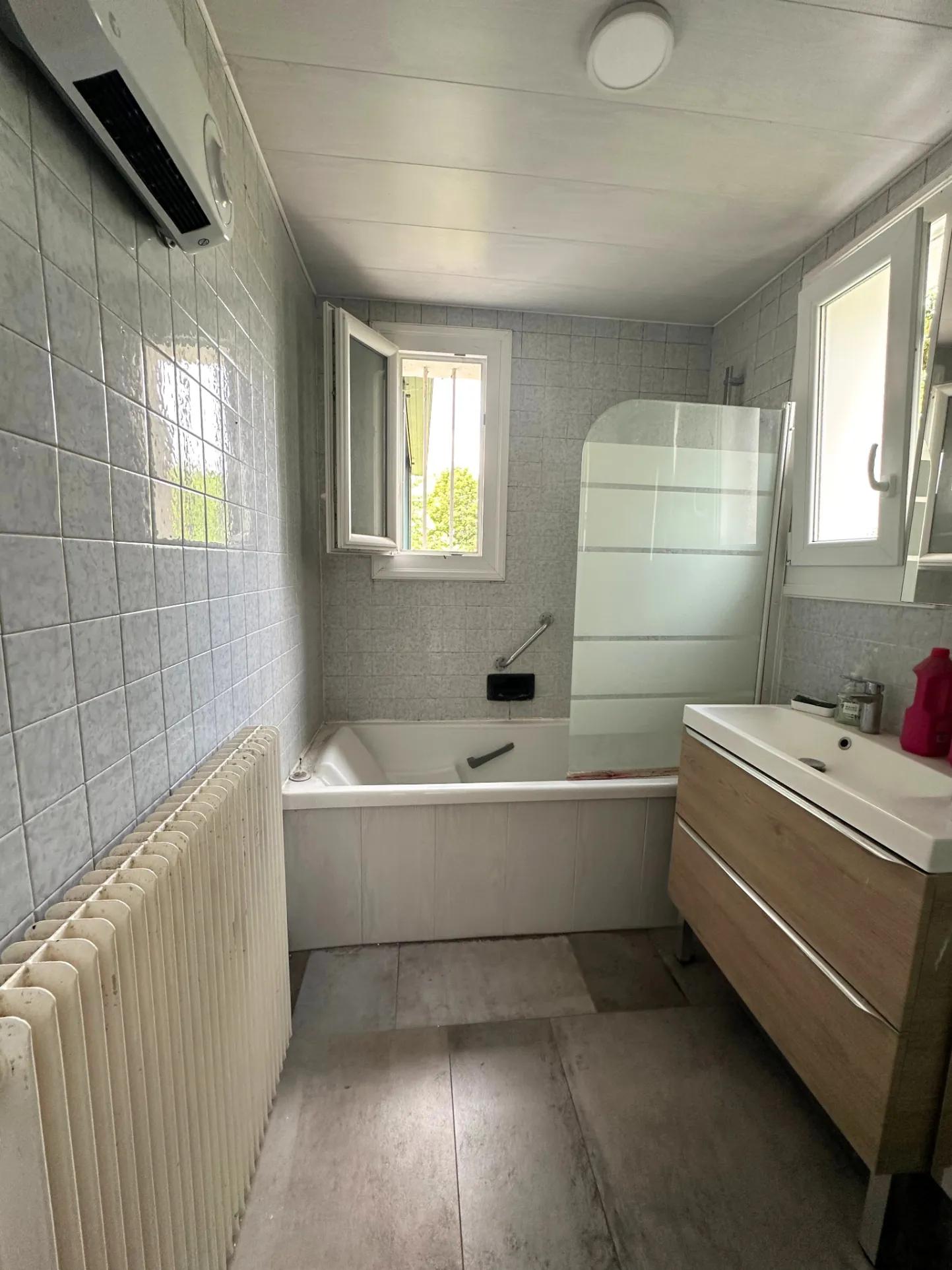 Maison semi-jumelée à Dreuil-lès-Amiens avec 3 chambres et jardin 