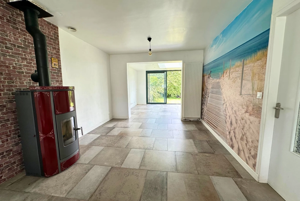 Maison semi-jumelée à Dreuil-lès-Amiens avec 3 chambres et jardin 