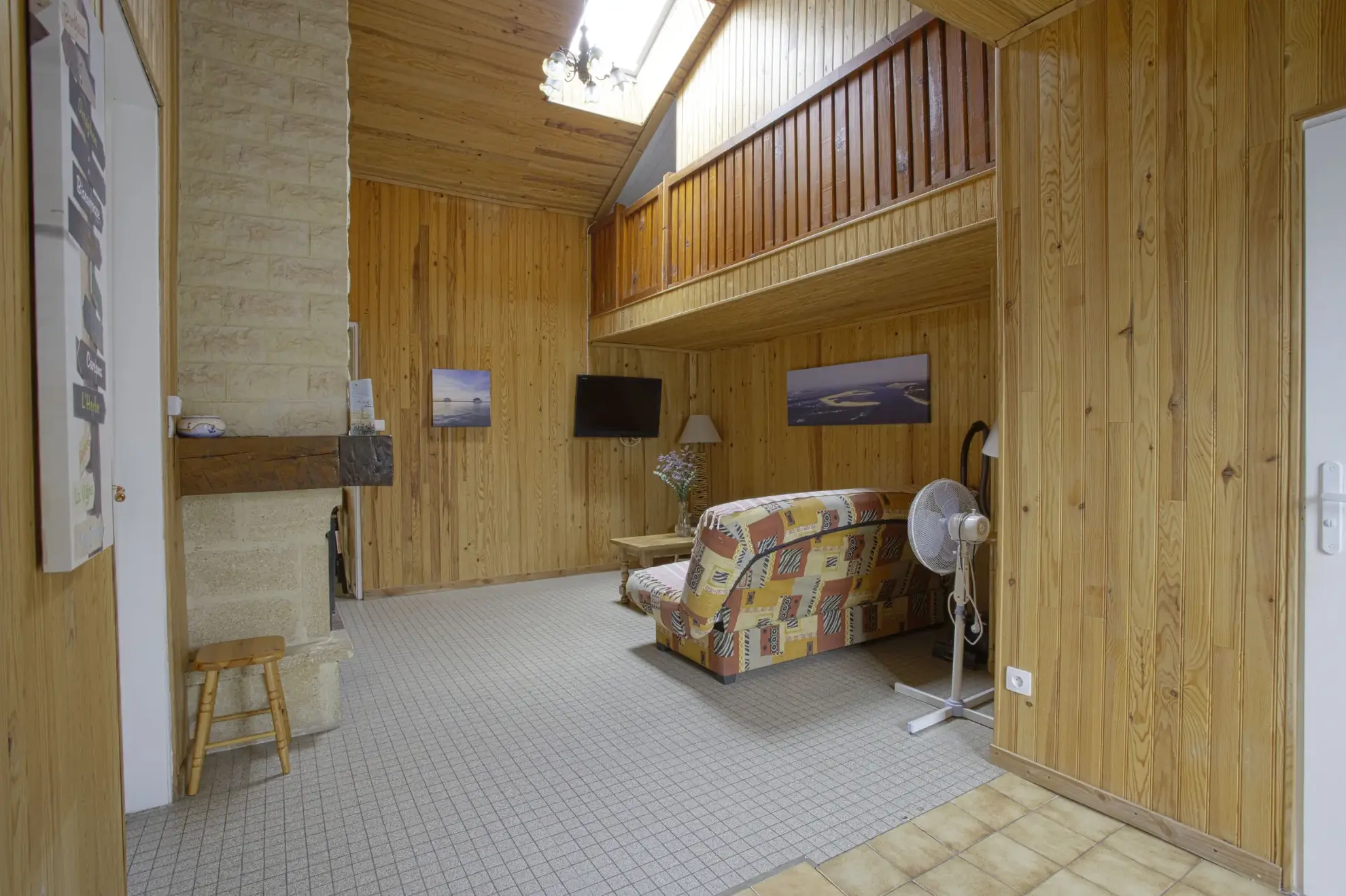Maison de ville mitoyenne à vendre à Andernos-les-Bains avec terrasse 