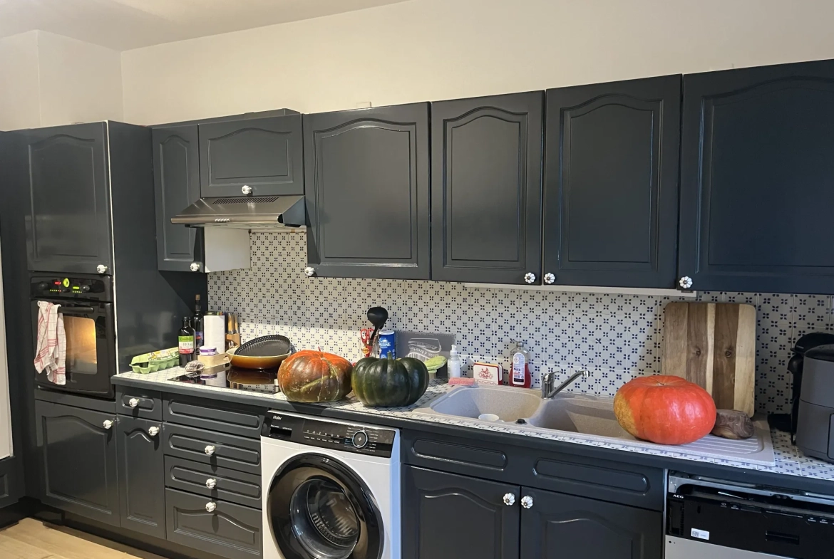Appartement T3 de 90 m² à Sarlat - Résidence sécurisée avec ascenseur 
