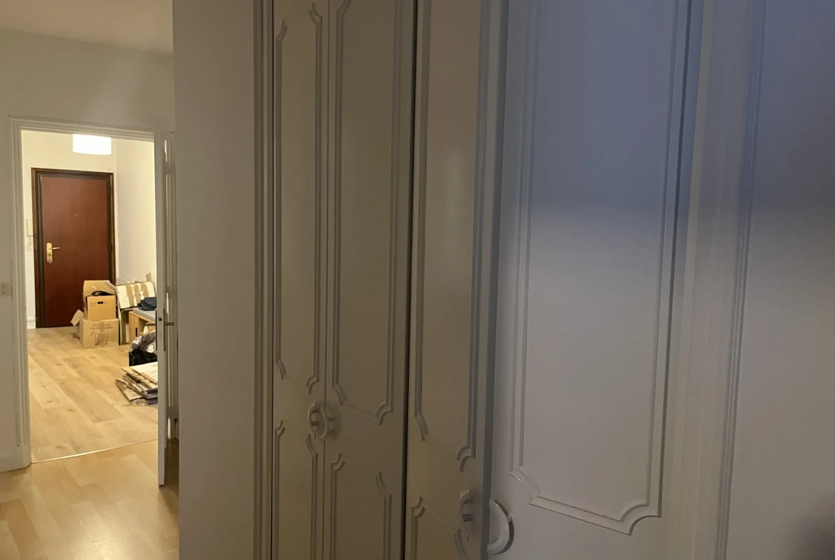 Appartement T3 de 90 m² à Sarlat - Résidence sécurisée avec ascenseur 