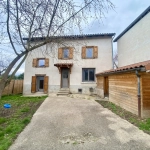 Maison individuelle à Bussy Albieux avec 3 chambres, dépendances et terrain clos - Calme et nature