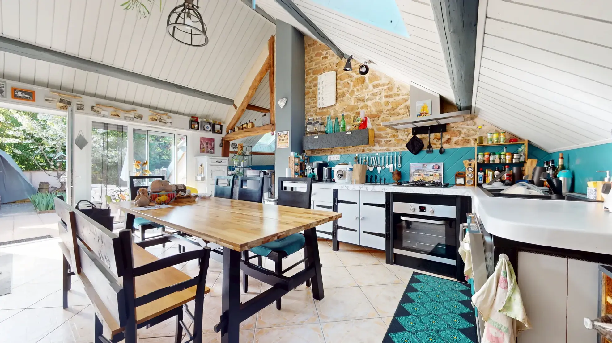 Maison indépendante de 90m² avec jardin et terrasse à Montmirey le Château 