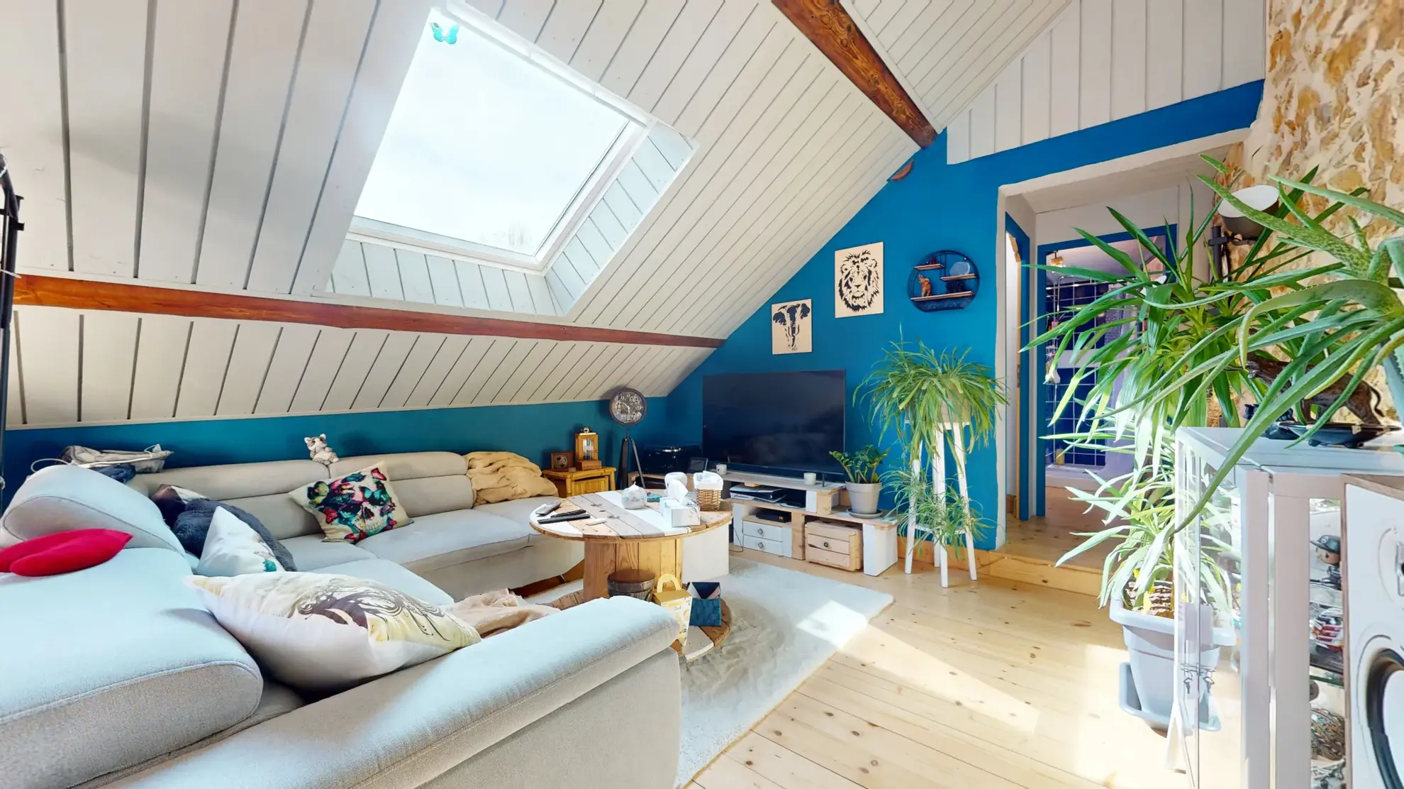 Maison indépendante de 90m² avec jardin et terrasse à Montmirey le Château 