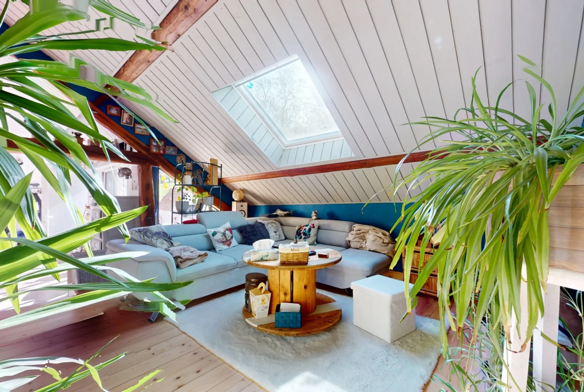 Maison indépendante de 90m² avec jardin et terrasse à Montmirey le Château 