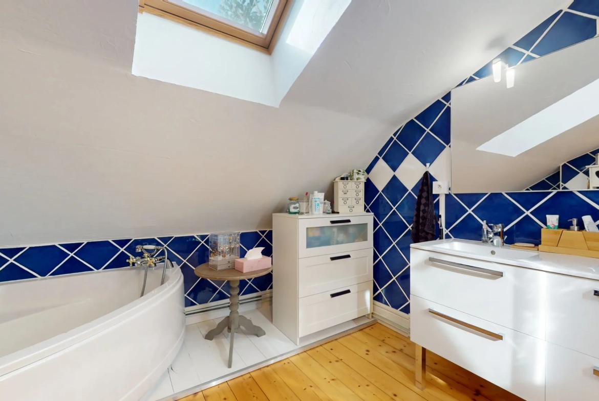 Maison indépendante de 90m² avec jardin et terrasse à Montmirey le Château 
