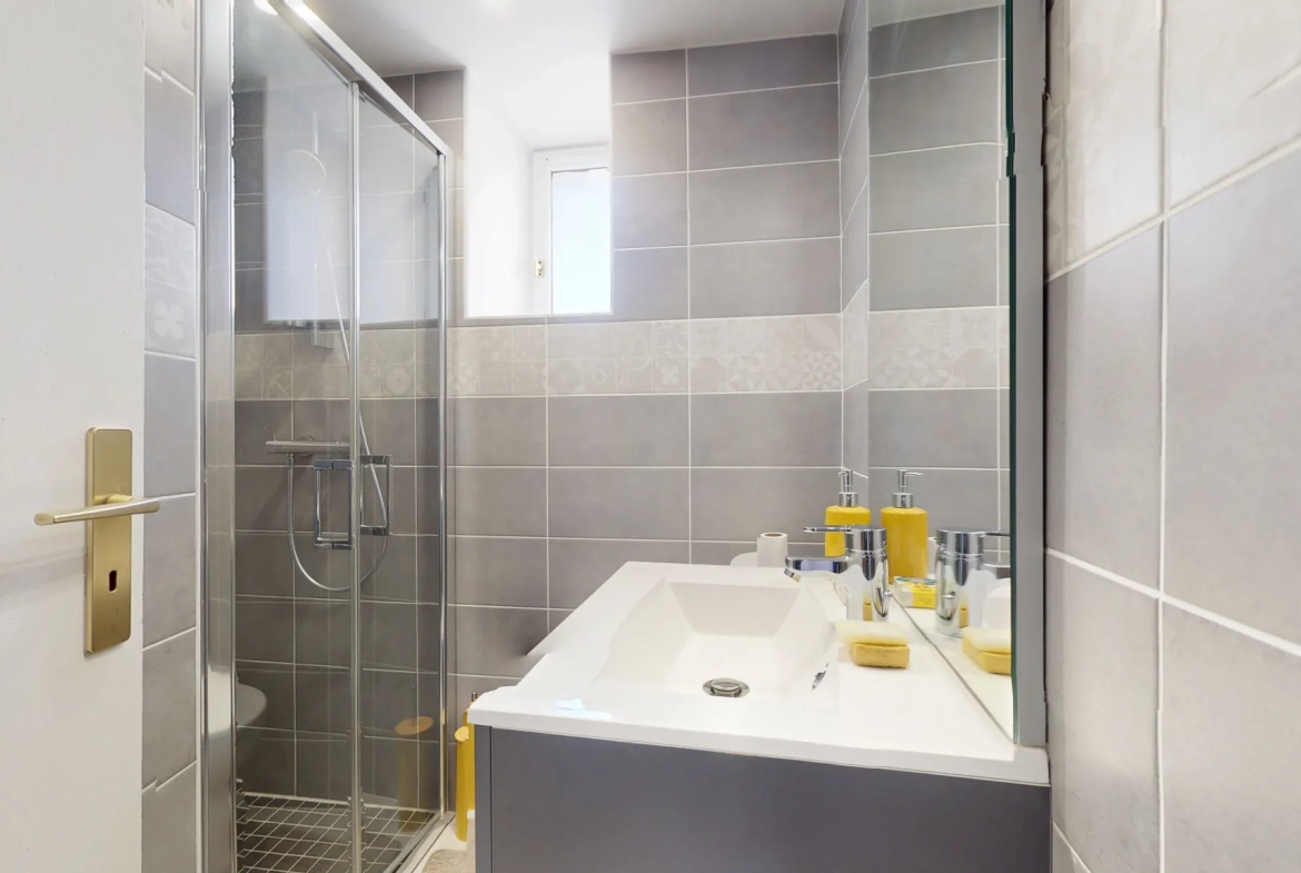 Maison indépendante de 90m² avec jardin et terrasse à Montmirey le Château 