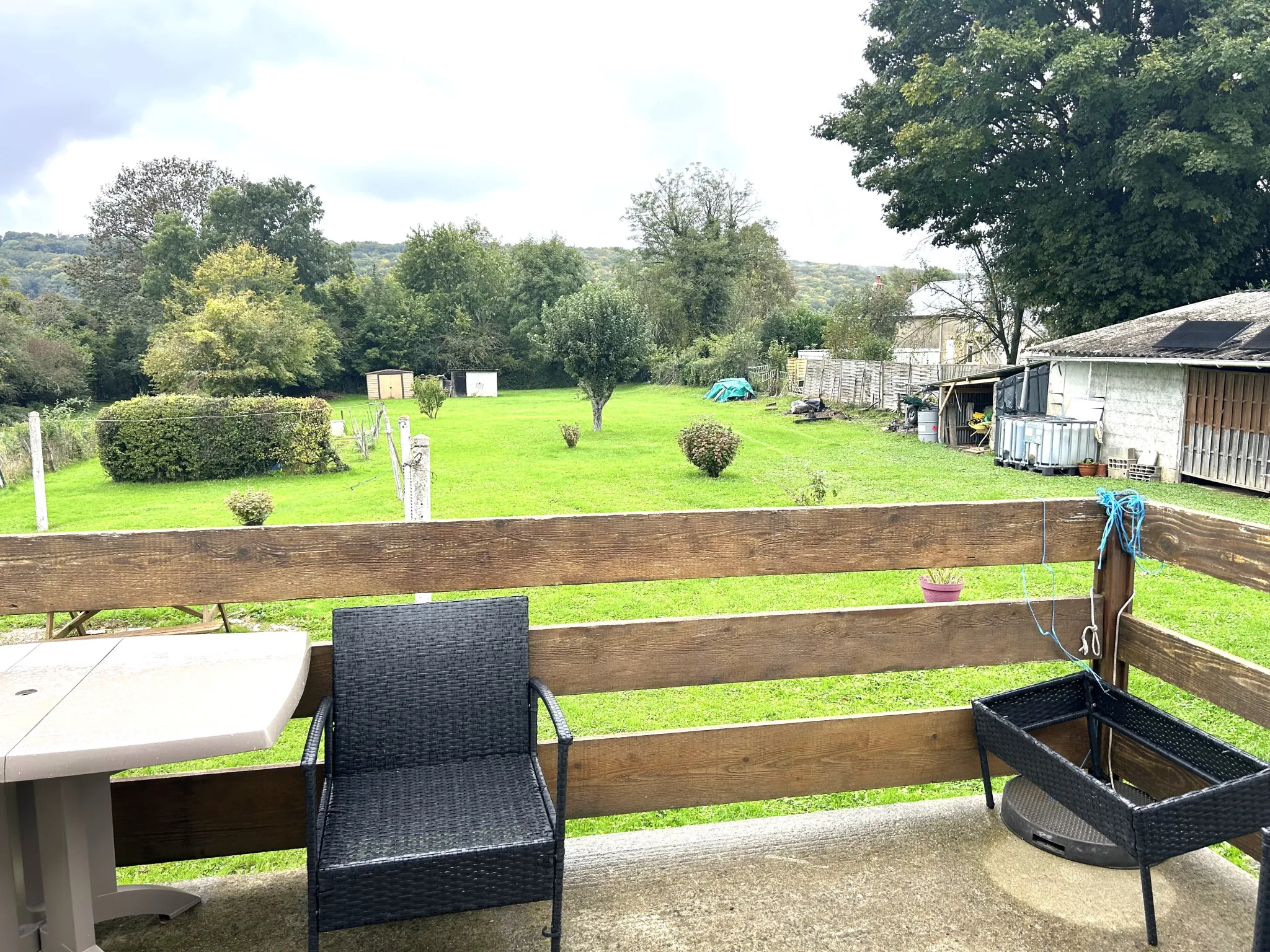 Joli pavillon à 10 min de Premery avec jardin et dépendances en vente 