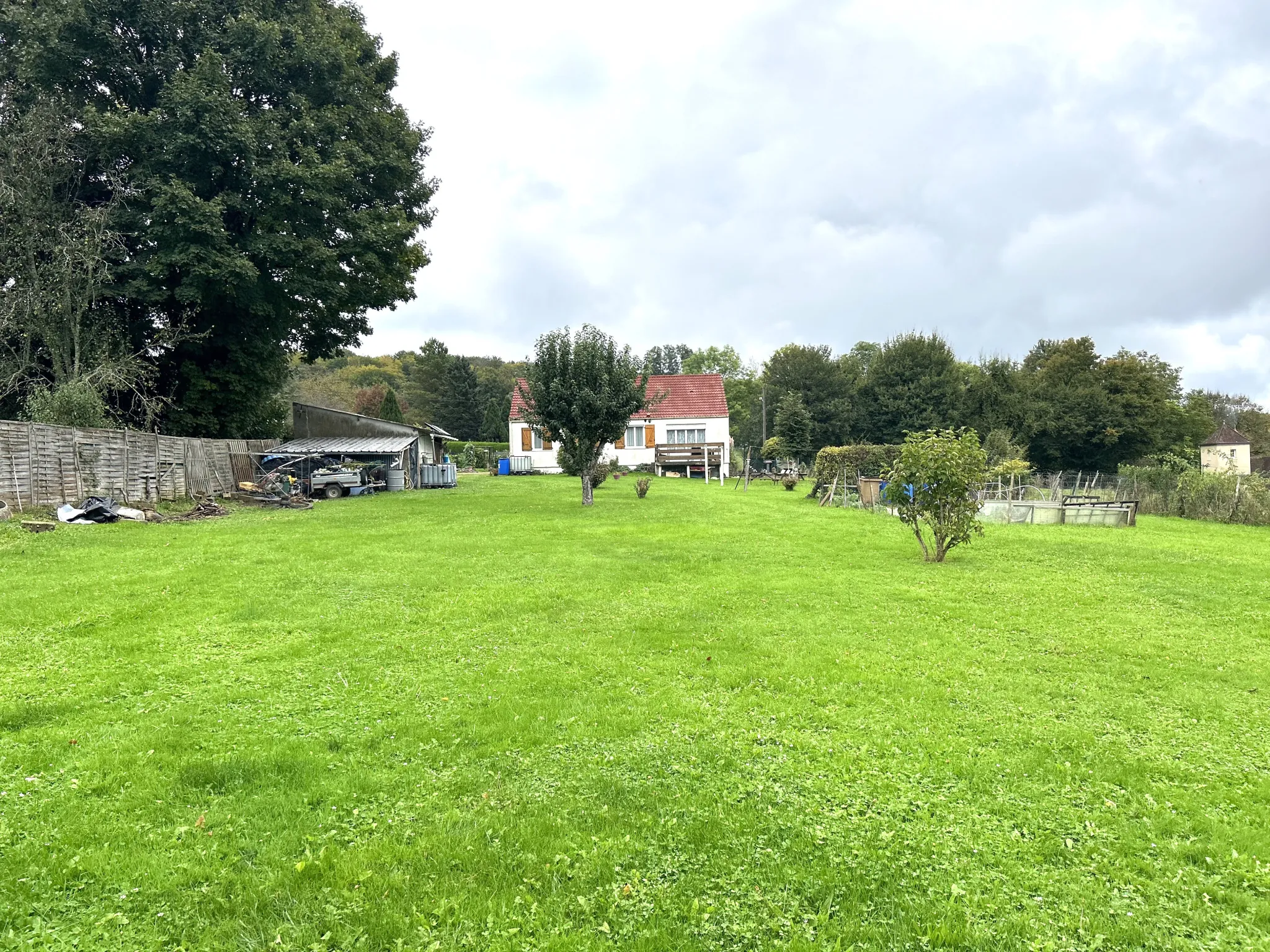 Joli pavillon à 10 min de Premery avec jardin et dépendances en vente 