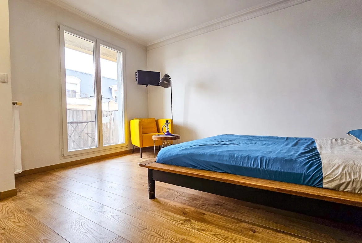 Appartement F2 rénové de 45m² à Sartrouville, proche gare et commerce 