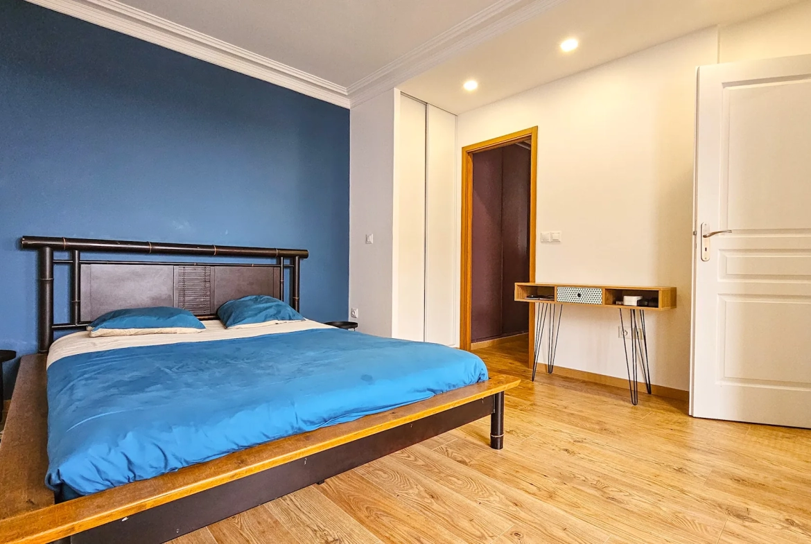 Appartement F2 rénové de 45m² à Sartrouville, proche gare et commerce 
