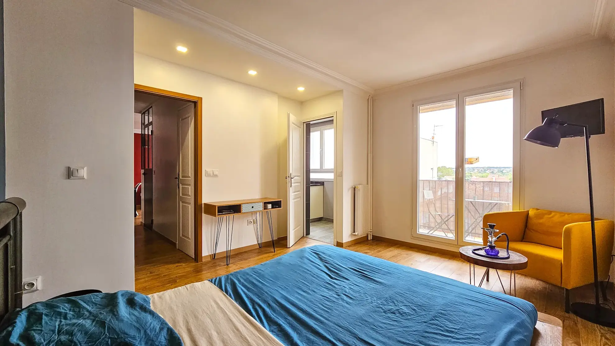 Appartement F2 rénové de 45m² à Sartrouville, proche gare et commerce 