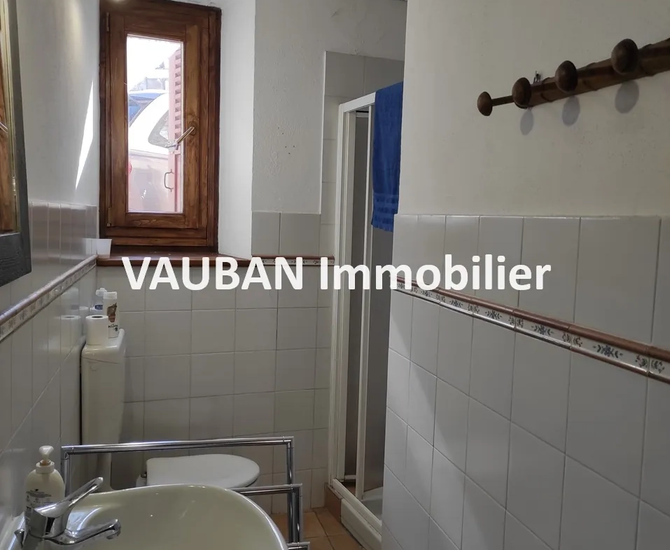 Appartement 2 pièces avec coin montagne à Briançon près des Champs de Mars 