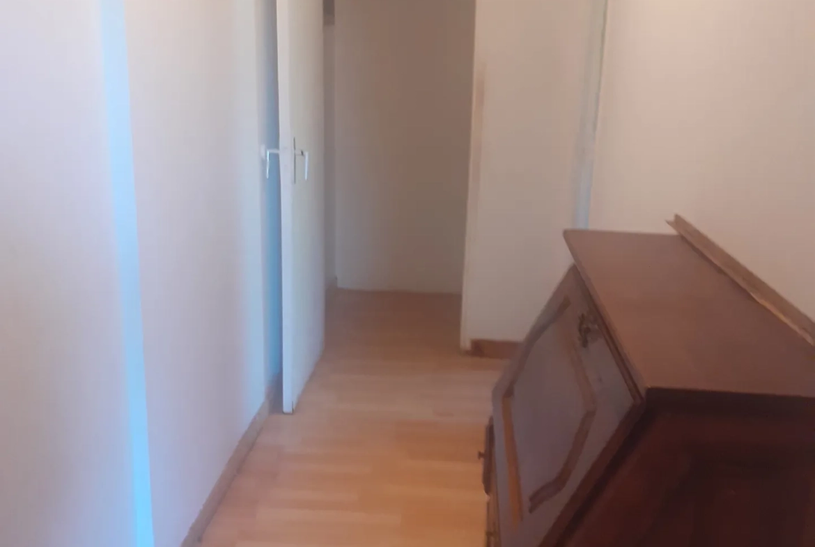 Maison de 110 m² avec jardin et garage à proximité de La Réole 