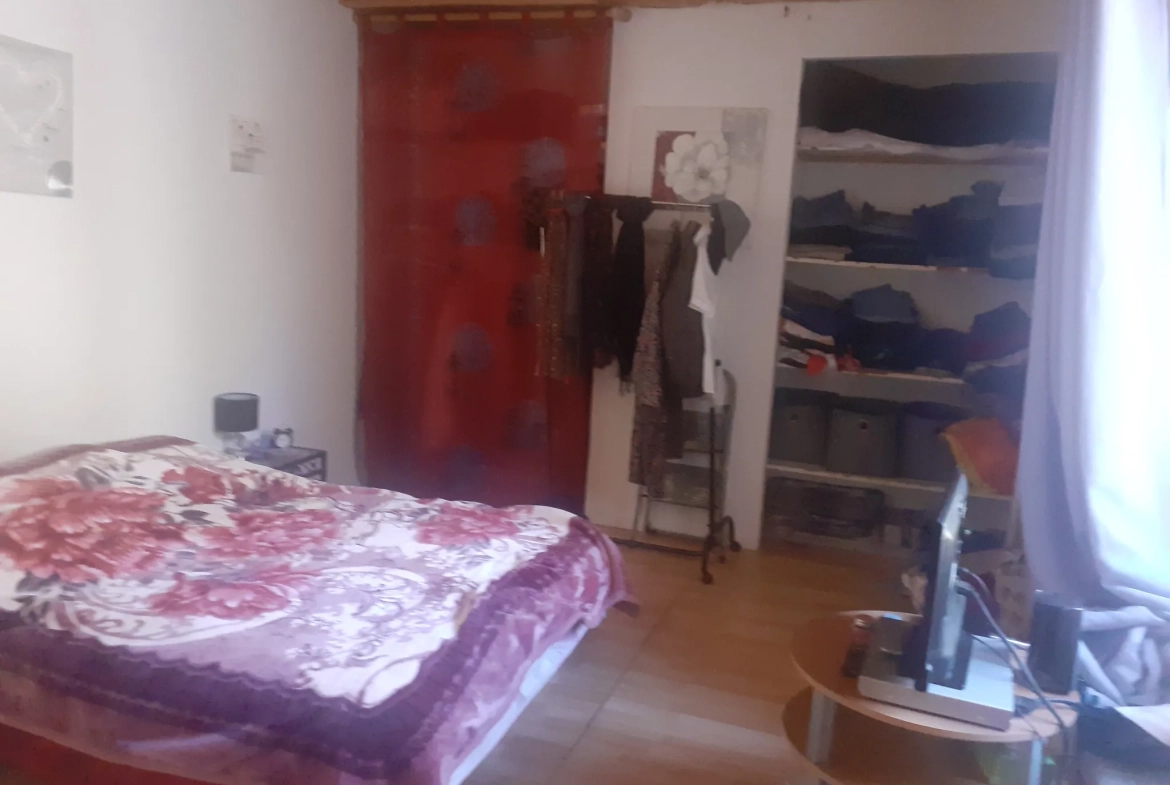 Maison de 110 m² avec jardin et garage à proximité de La Réole 