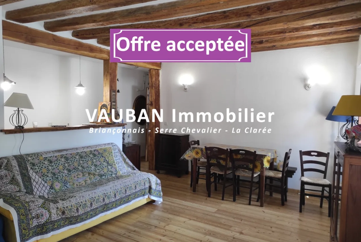 Appartement 2 pièces avec coin montagne à Briançon près des Champs de Mars 
