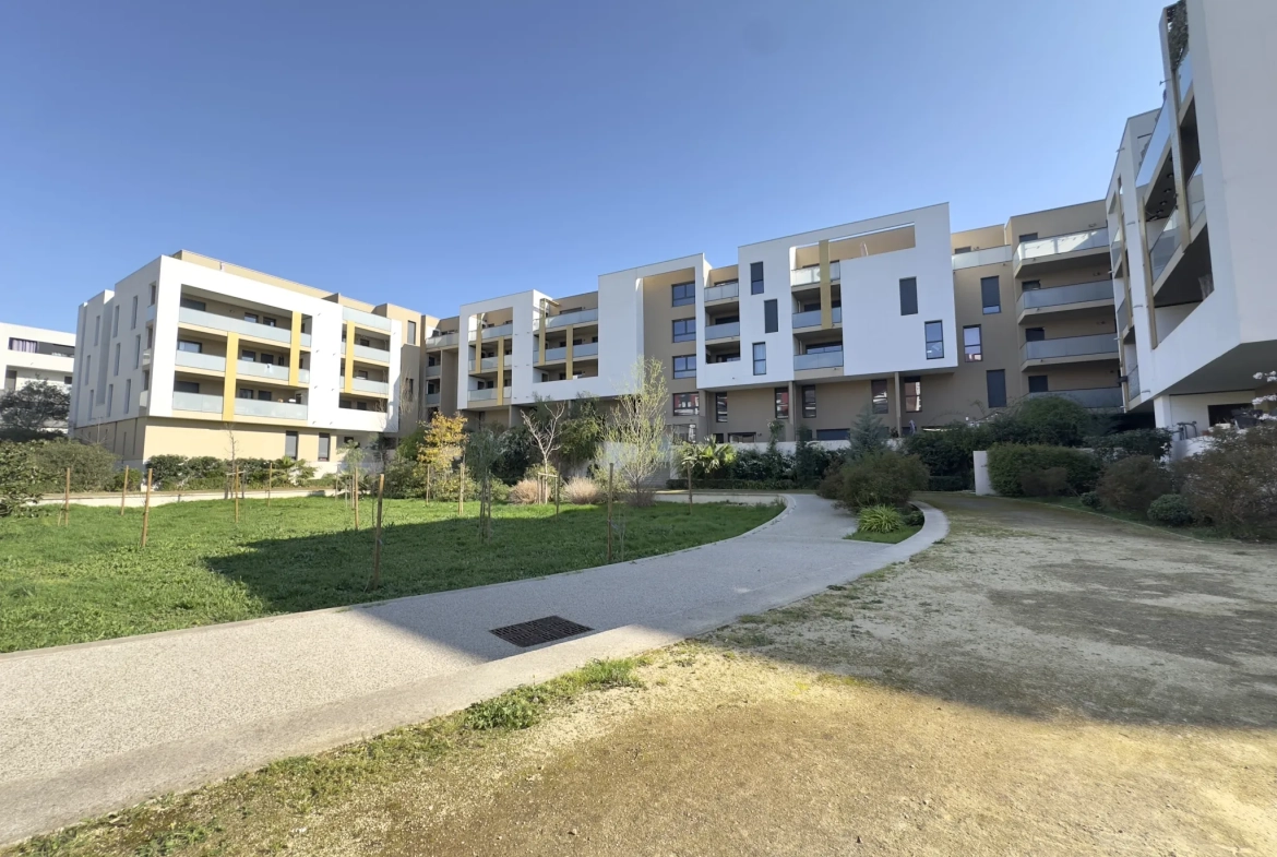 Appartement T2 lumineux avec terrasse à Montpellier, secteur Ovalie 