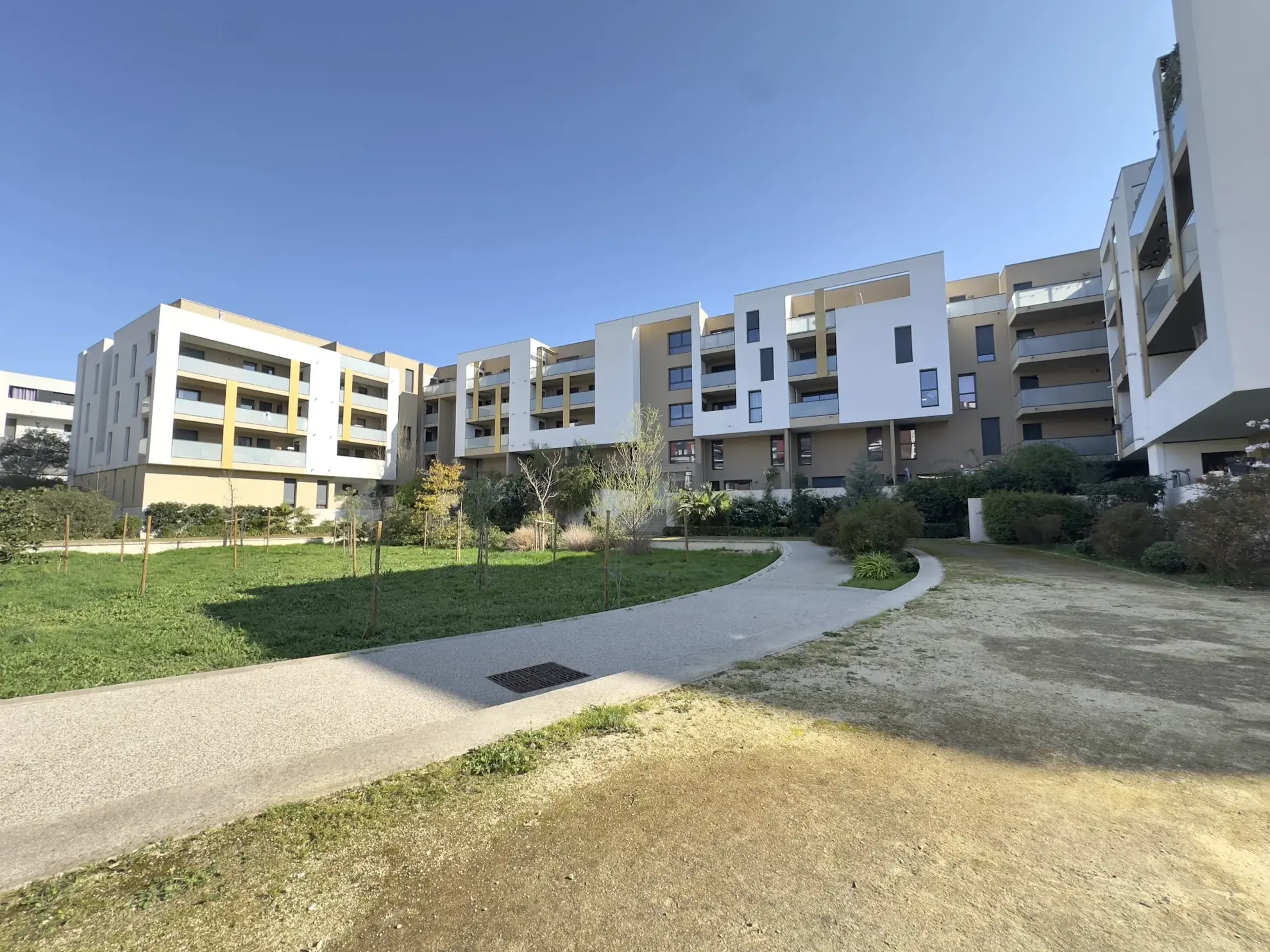 Appartement T2 lumineux avec terrasse à Montpellier, secteur Ovalie 