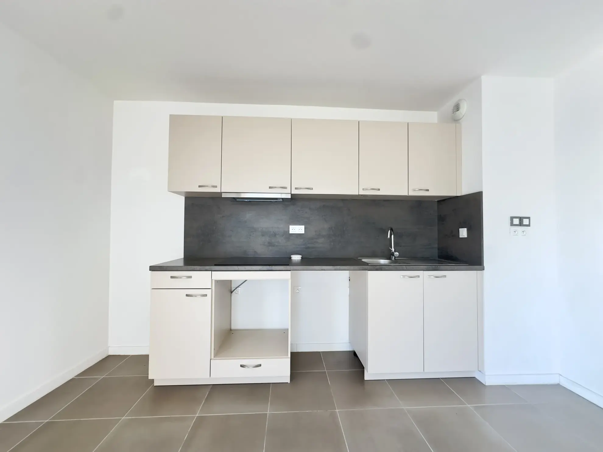 Appartement T2 lumineux avec terrasse à Montpellier, secteur Ovalie 