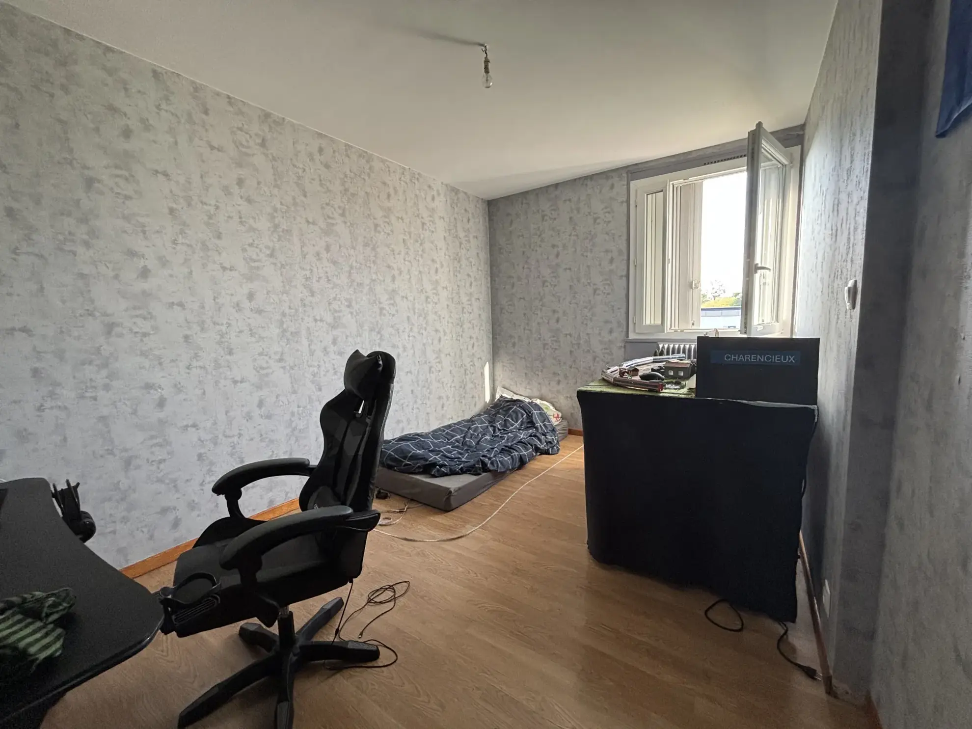 Appartement 53 m² à Le Mans, dernier étage, proche tram, idéal investissement locatif 