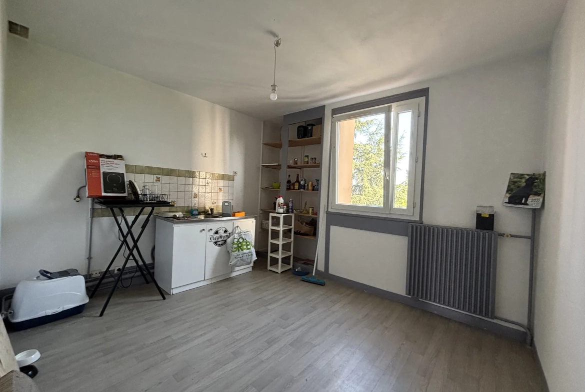 Appartement 53 m² à Le Mans, dernier étage, proche tram, idéal investissement locatif 