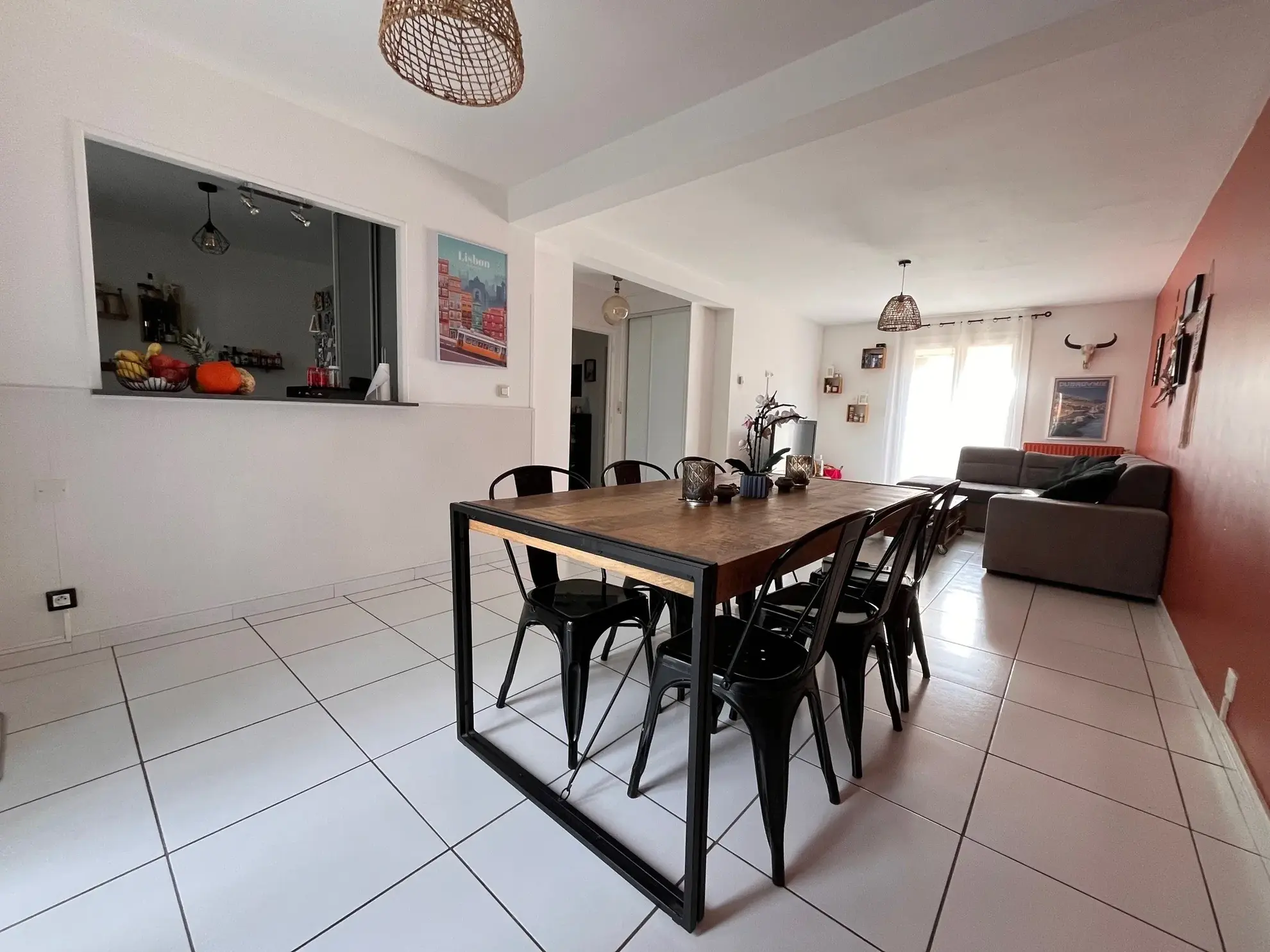 Appartement T3 avec terrasses, parking et cave à Toulouges 