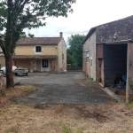 Maison ancienne à rénover avec jardin à Sciecq 79000