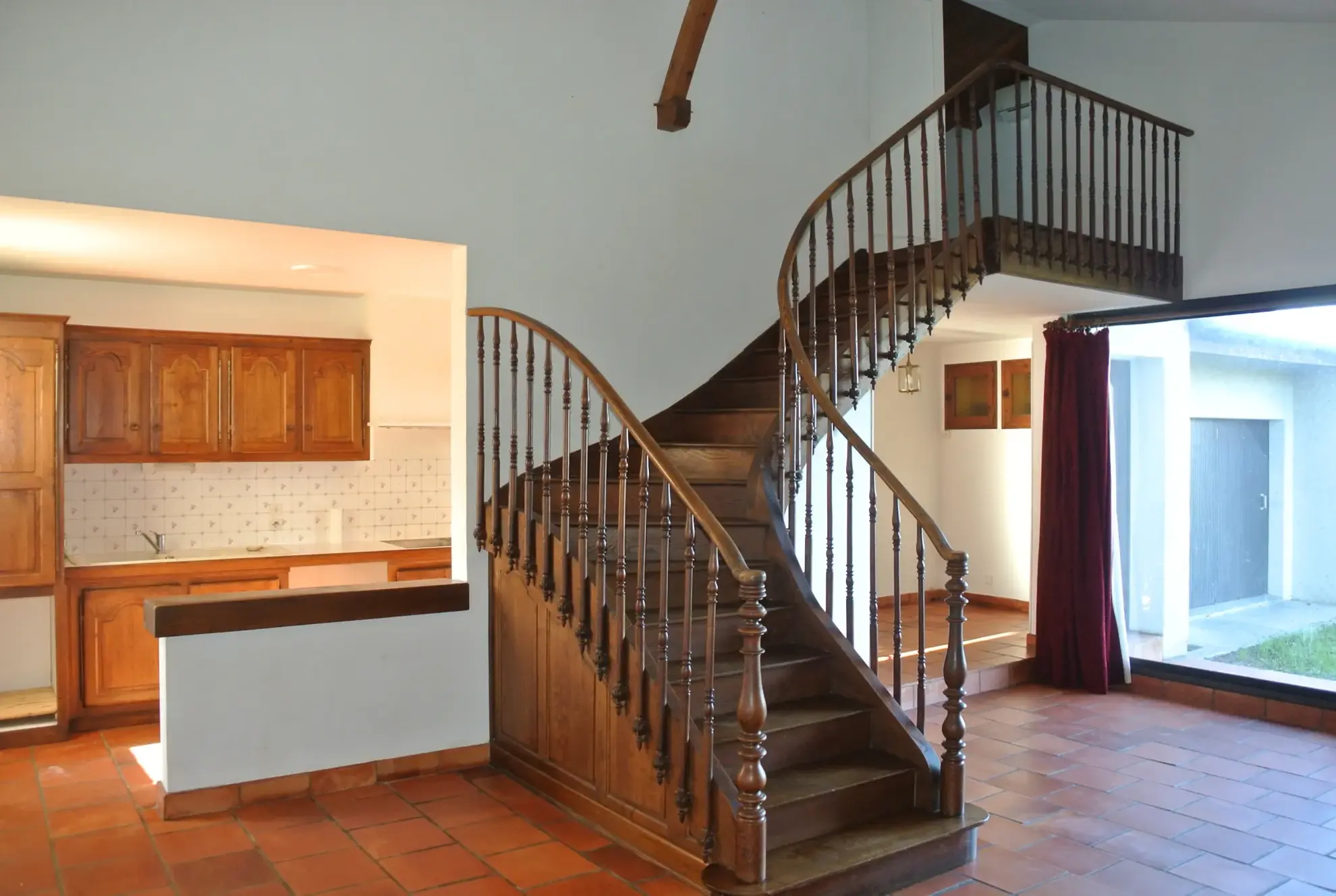 Maison traditionnelle avec garage et grand parc à Fourques sur Garonne 