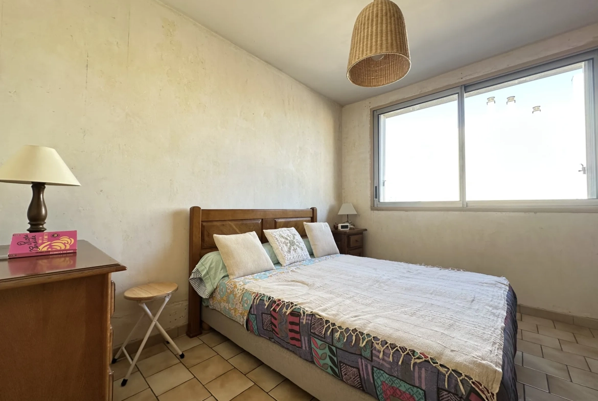 Appartement T3 lumineux avec balcon et parking à Lyon 8ème 