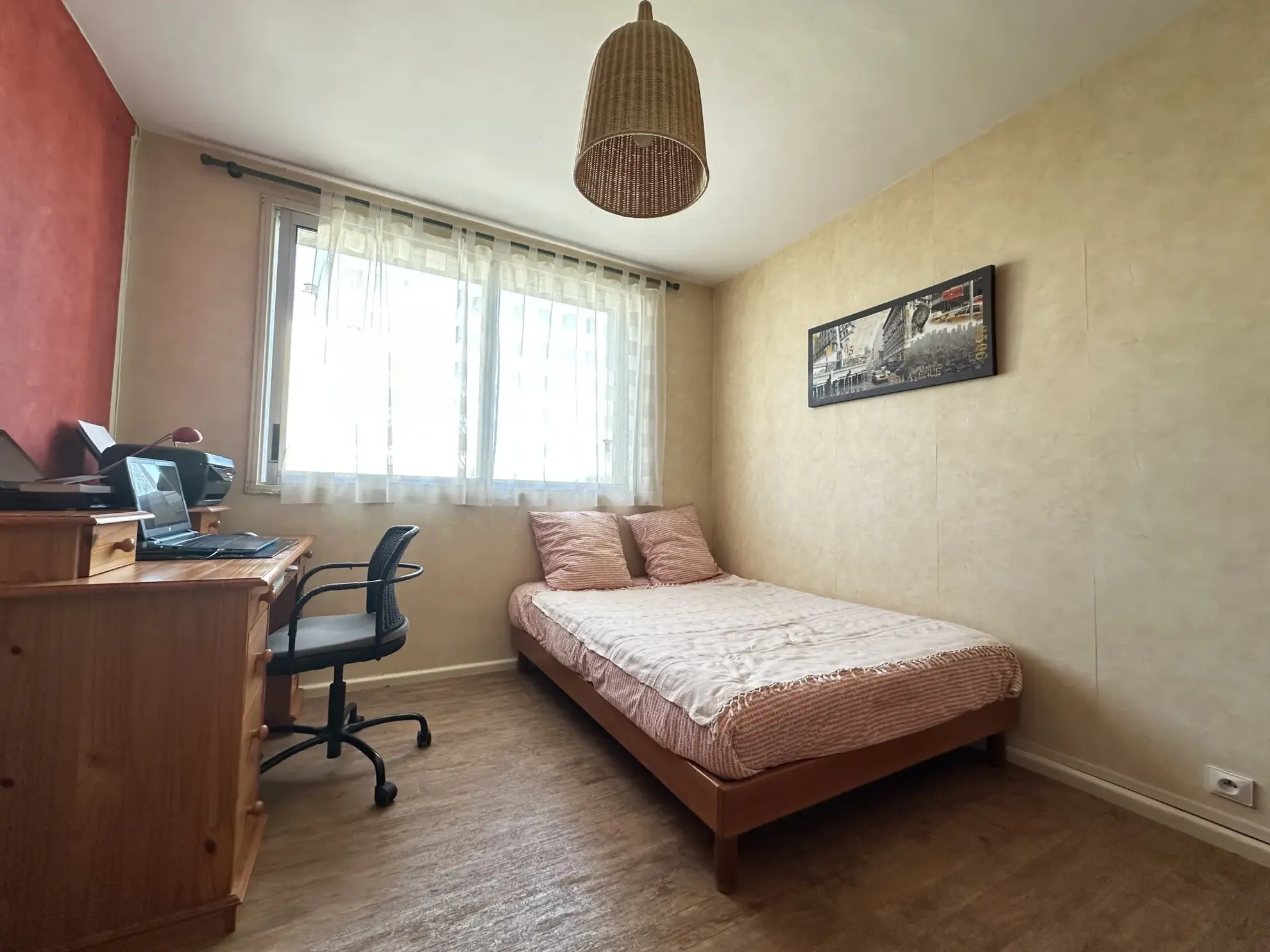 Appartement T3 lumineux avec balcon et parking à Lyon 8ème 