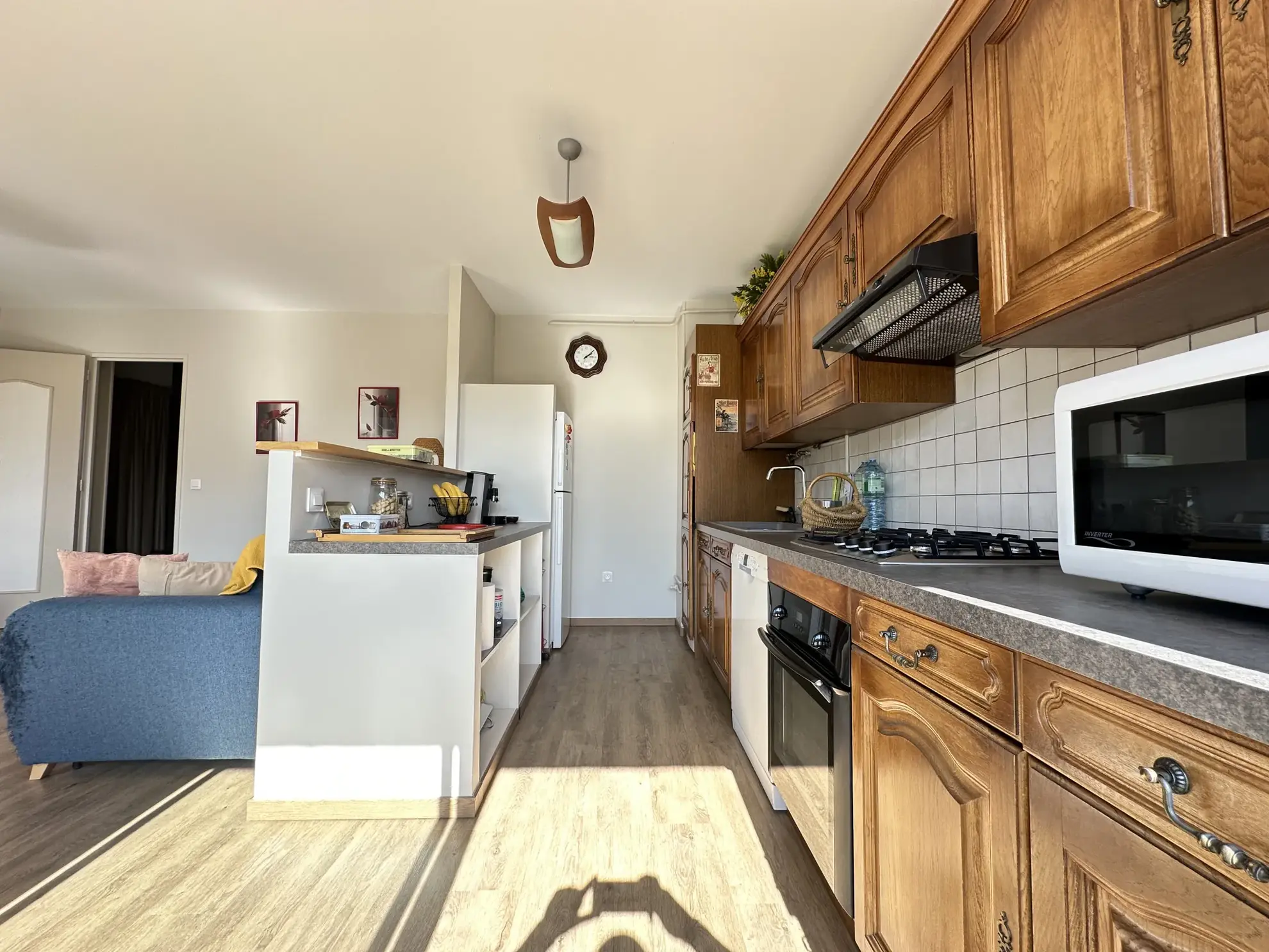 Appartement T3 lumineux avec balcon et parking à Lyon 8ème 