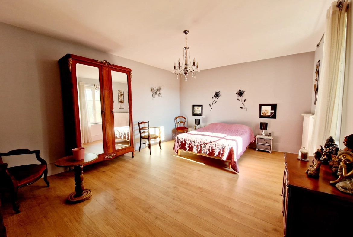 Maison de 260 m² à Voisey, proche Bourbonne-les-Bains, sans travaux 