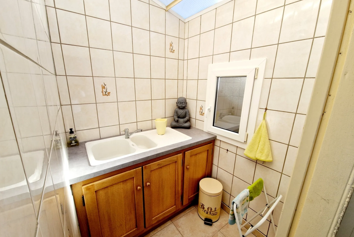 Maison de 260 m² à Voisey, proche Bourbonne-les-Bains, sans travaux 