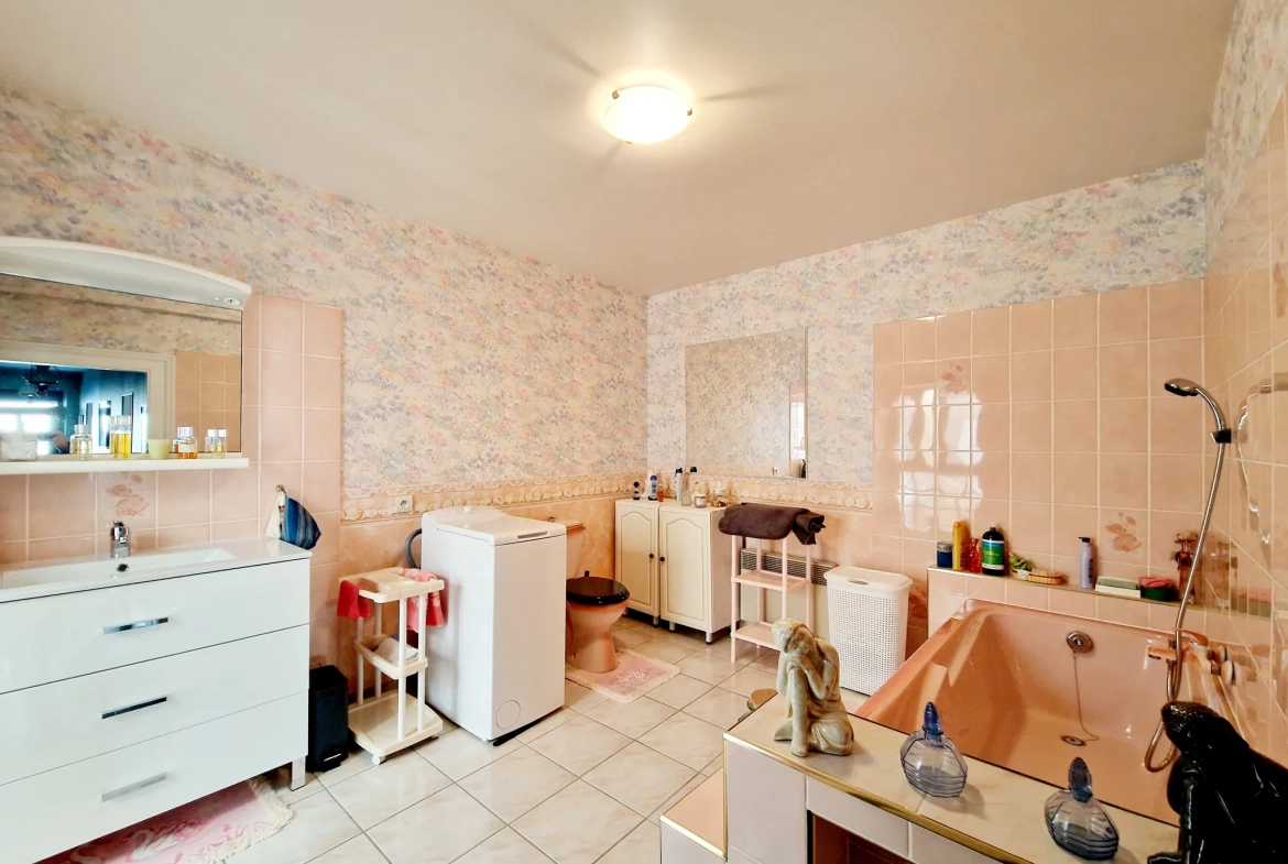 Maison de 260 m² à Voisey, proche Bourbonne-les-Bains, sans travaux 