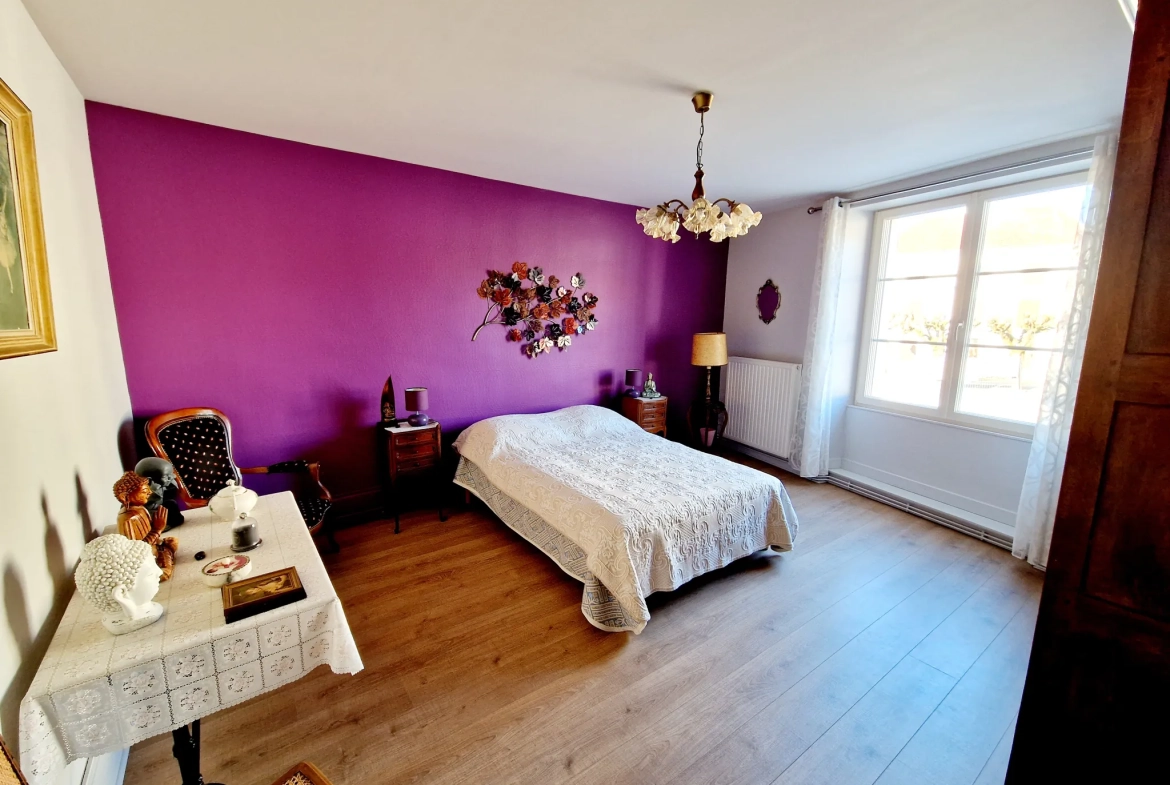 Maison de 260 m² à Voisey, proche Bourbonne-les-Bains, sans travaux 