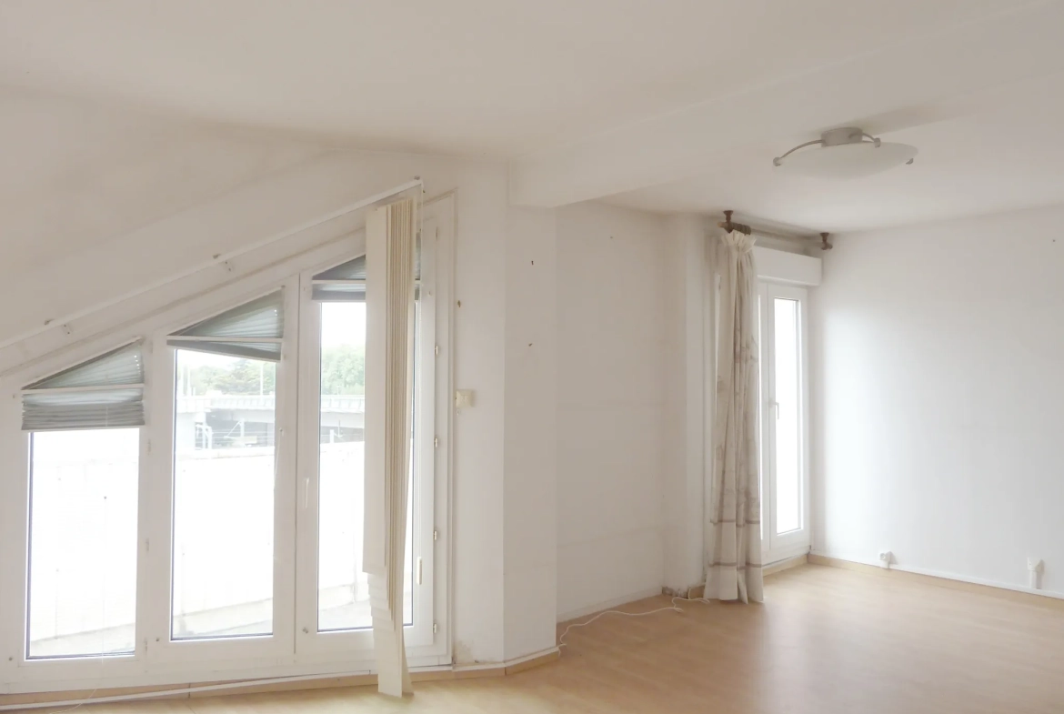 Appartement de 78 m² avec 3 chambres, balcon, garage à Lorient 