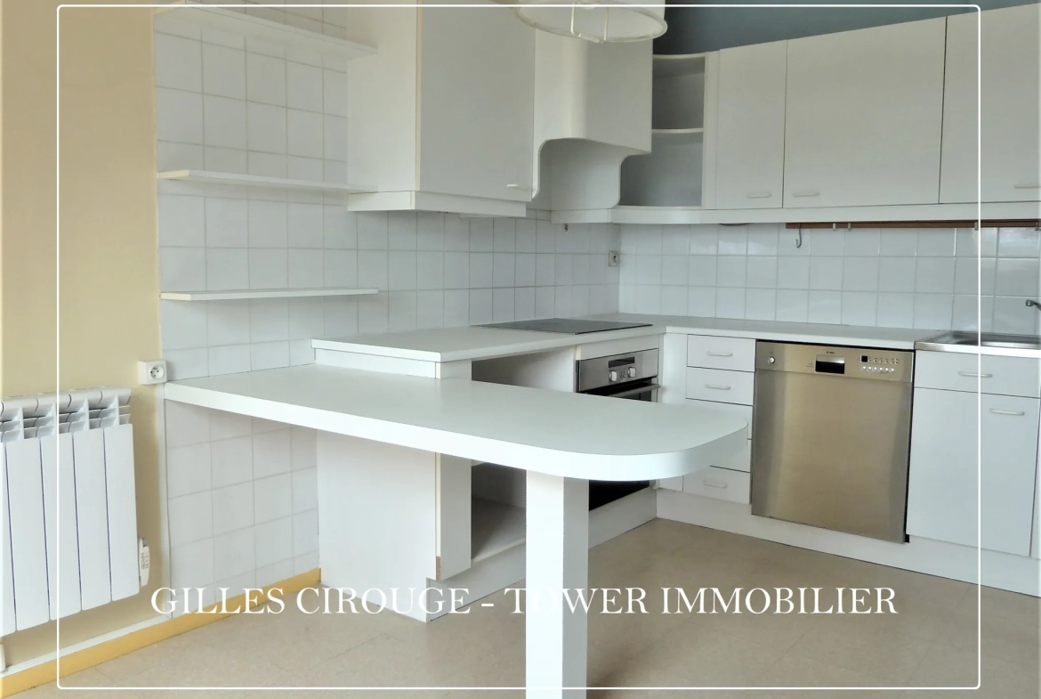 Appartement de 78 m² avec 3 chambres, balcon, garage à Lorient 