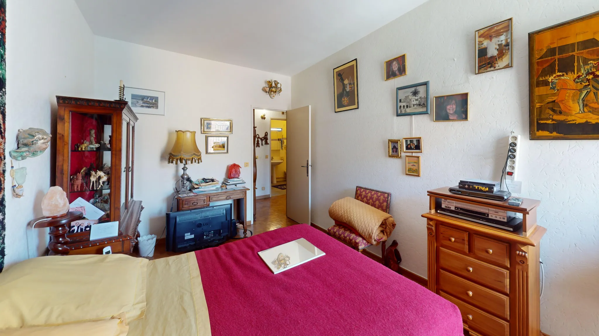 Appartement T3 de 73 m² à vendre à Marseille 8ème, résidence de standing 