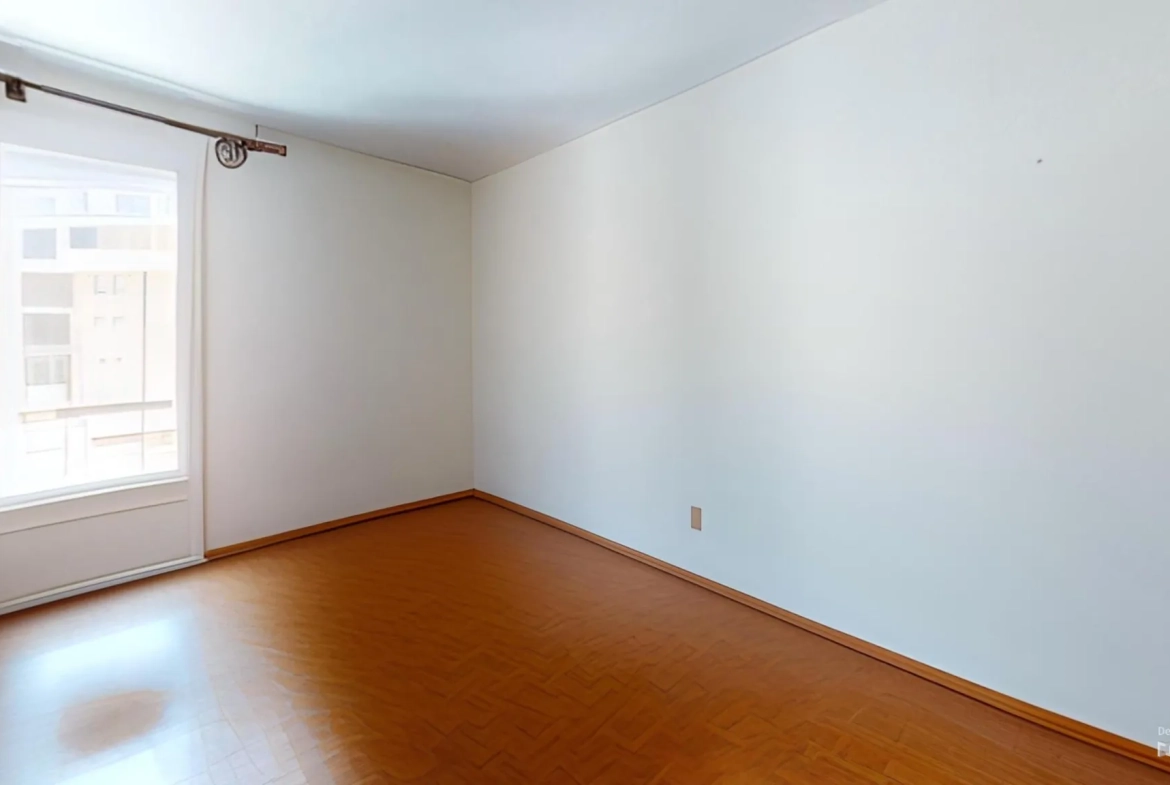 Appartement T3 de 73 m² à vendre à Marseille 8ème, résidence de standing 