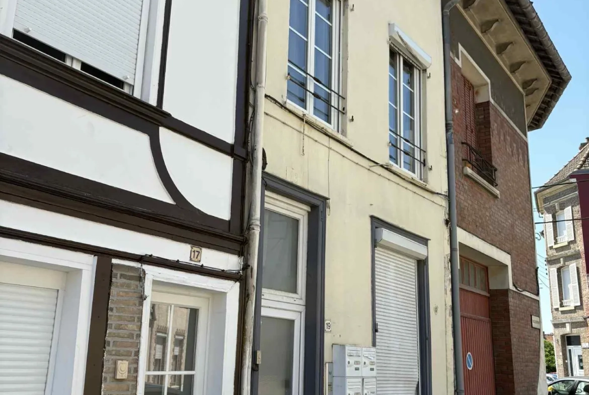 Immeuble d'investissement en centre-ville d’Abbeville - Plusieurs lots disponibles 